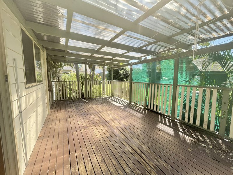 Photo - 183 Scenic Drive, Budgewoi NSW 2262 - Image 3