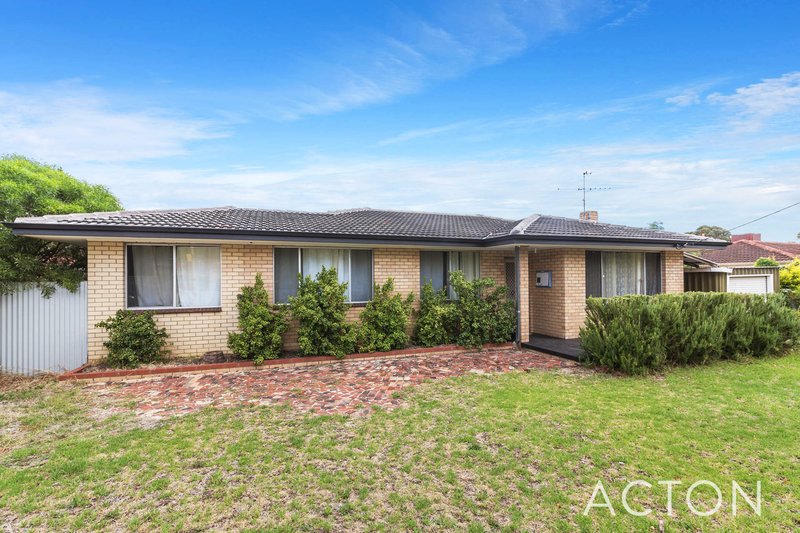 Photo - 183 Schruth Street, Armadale WA 6112 - Image 5