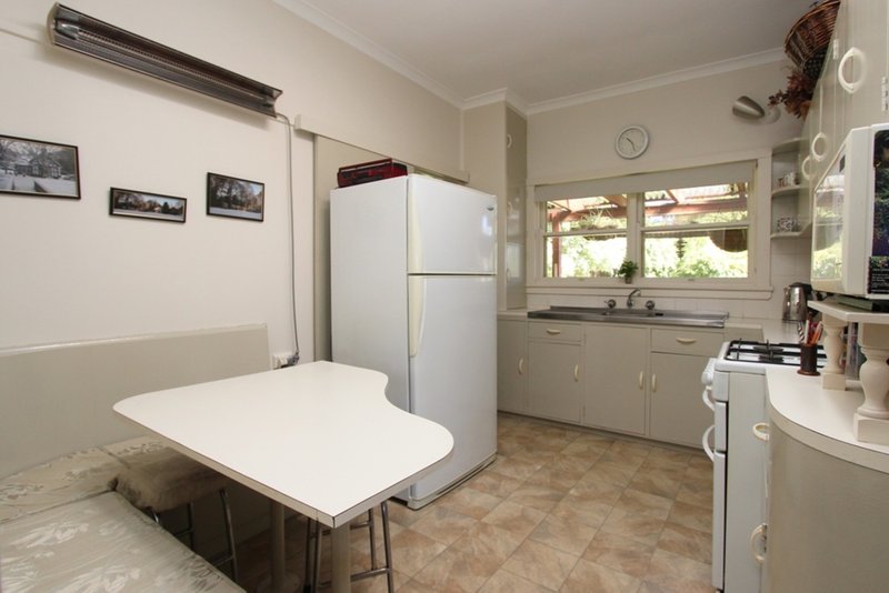 Photo - 183 Seymour Street, Bathurst NSW 2795 - Image 3