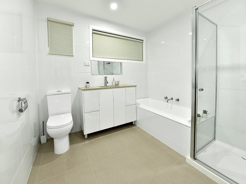 Photo - 183 Wilson Blvd , Reservoir VIC 3073 - Image 6