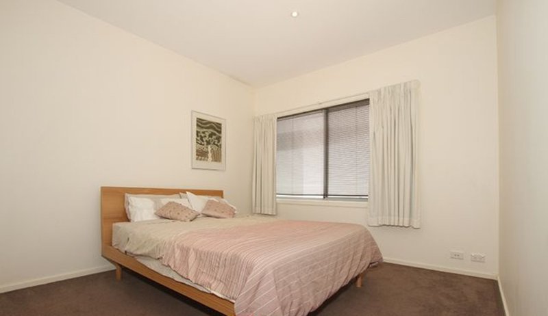 Photo - 18/30 Ijong Street, Braddon ACT 2612 - Image 5