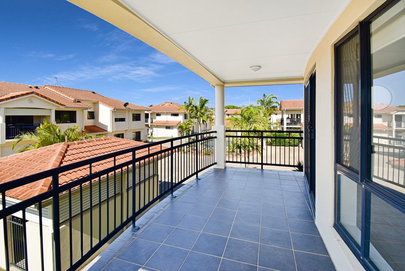 Photo - 18/30 Pelican Waters Boulevard, Pelican Waters QLD 4551 - Image 4