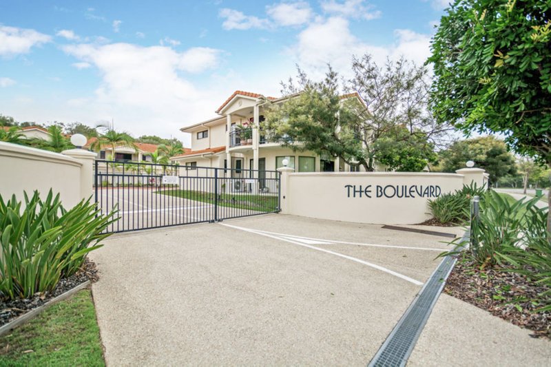 Photo - 18/30 Pelican Waters Boulevard, Pelican Waters QLD 4551 - Image 3