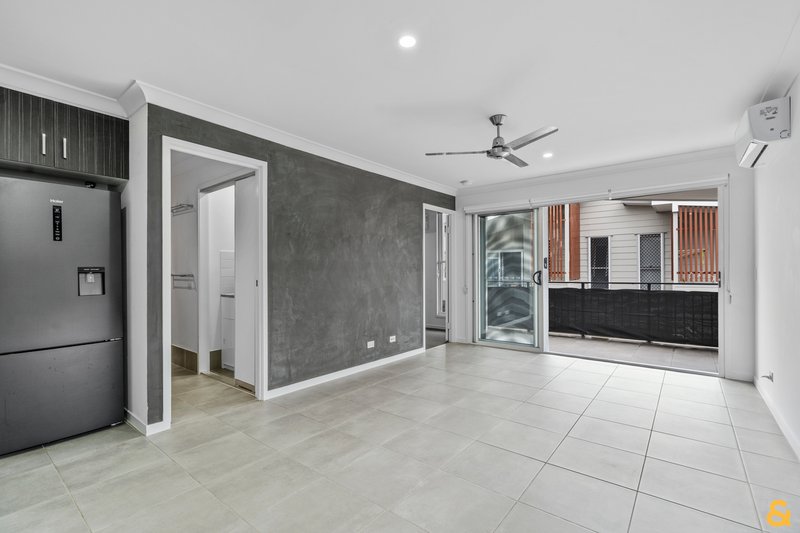 Photo - 18/307-309 Old Cleveland Road East , Capalaba QLD 4157 - Image 3