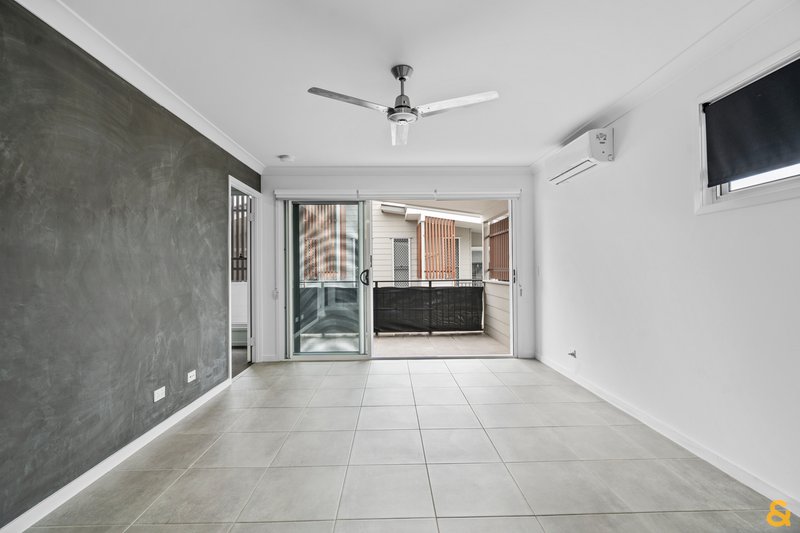 Photo - 18/307-309 Old Cleveland Road East , Capalaba QLD 4157 - Image 4