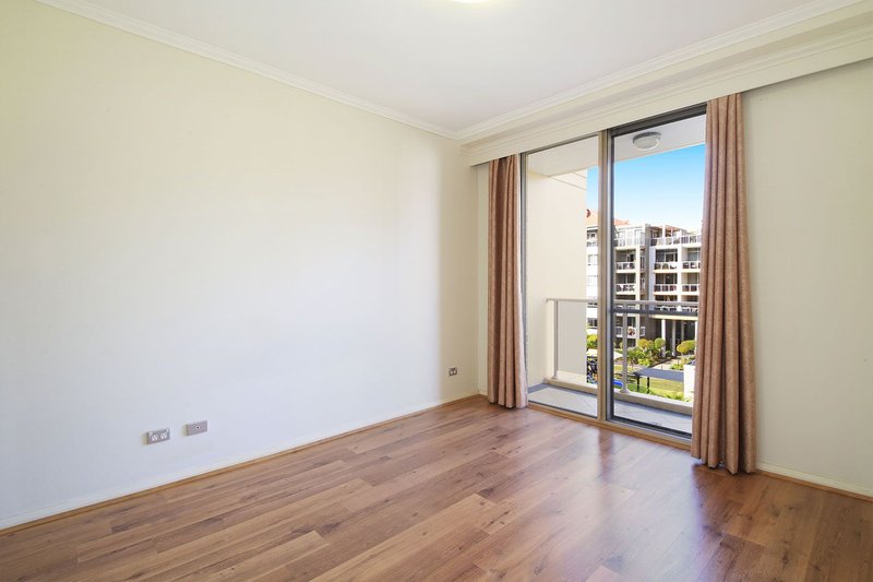 Photo - 183/20 Lusty Street, Wolli Creek NSW 2205 - Image 3