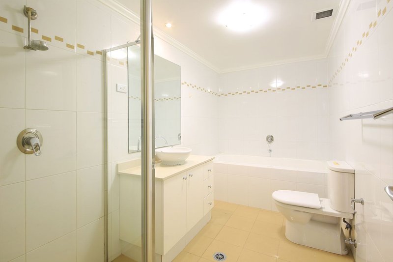 Photo - 183/20 Lusty Street, Wolli Creek NSW 2205 - Image 5