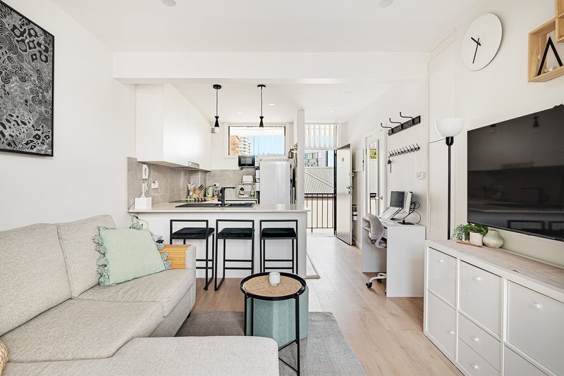 Photo - 18/33 Wells Street, Redfern NSW 2016 - Image 2