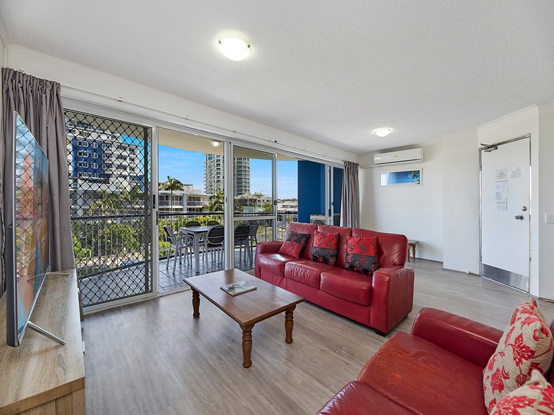 Photo - 18/35-37 Sixth Avenue, Maroochydore QLD 4558 - Image 3