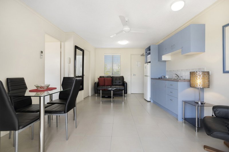 Photo - 18/35 Brisbane Road, Mooloolaba QLD 4557 - Image 3