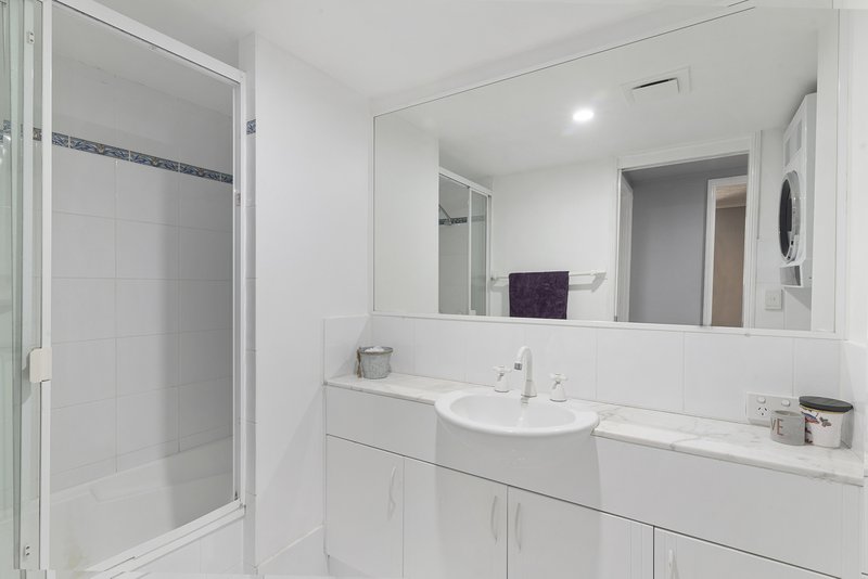 Photo - 18/36 Duringan Street, Currumbin QLD 4223 - Image 11