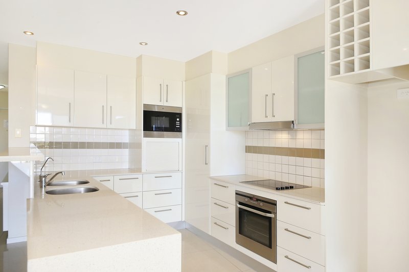 Photo - 18/39 Kingsford Smith Parade, Maroochydore QLD 4558 - Image 3