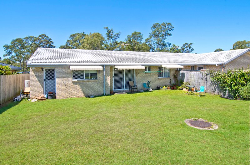 Photo - 1/84-86 Castile Crescent, Edens Landing QLD 4207 - Image 10