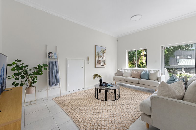 Photo - 184 Boundary Street, Castle Cove NSW 2069 - Image 6