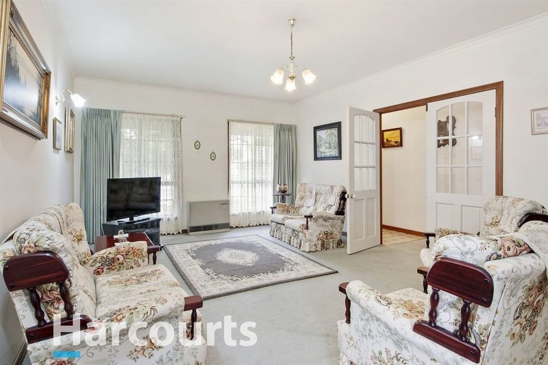 Photo - 1/84 Cuthberts Road, Alfredton VIC 3350 - Image 2