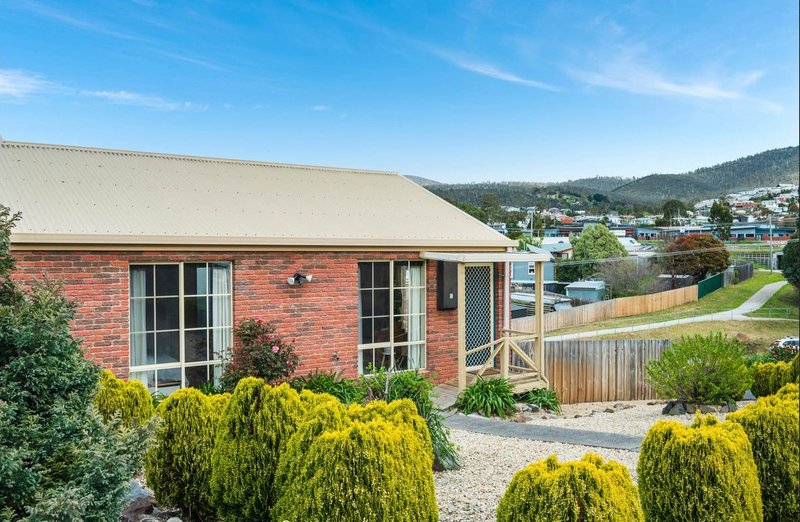 Photo - 1/84 Hilton Road, Claremont TAS 7011 - Image 4