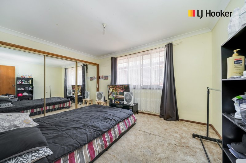 Photo - 184 Humphries Road, Bonnyrigg NSW 2177 - Image 6