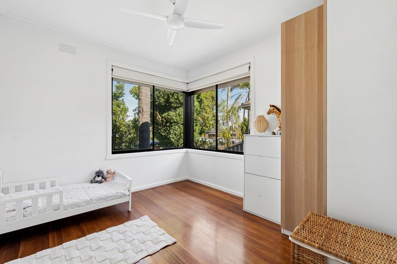 Photo - 184 Leamington Street, Reservoir VIC 3073 - Image 9