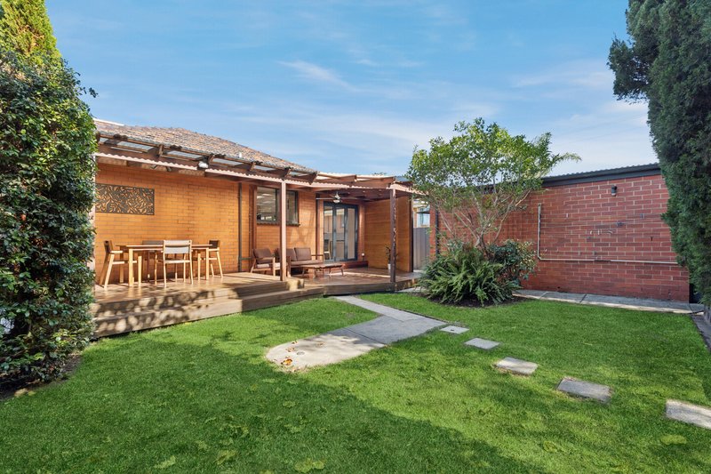 Photo - 184 Leamington Street, Reservoir VIC 3073 - Image 13