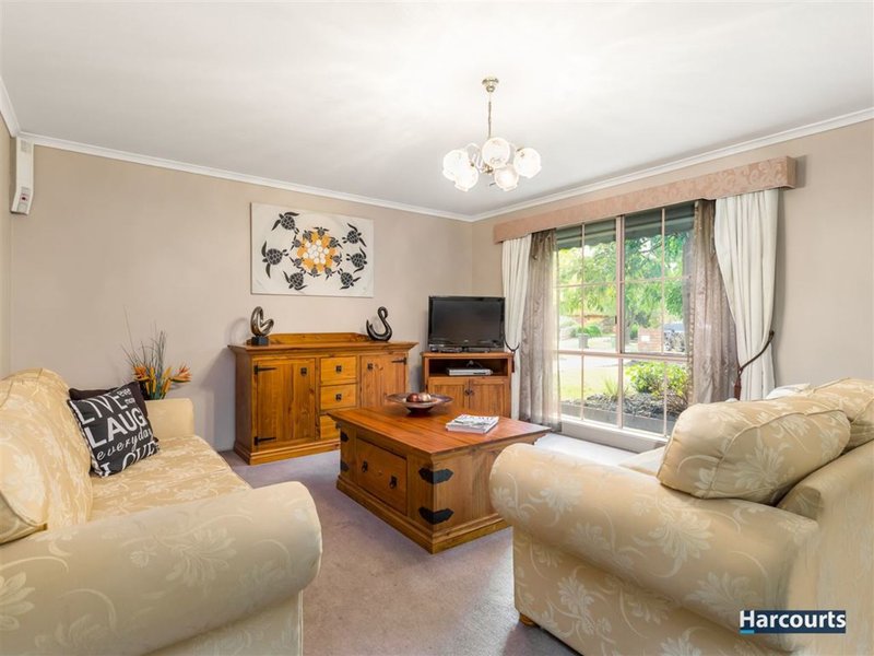 Photo - 184 Murrindal Drive, Rowville VIC 3178 - Image 7