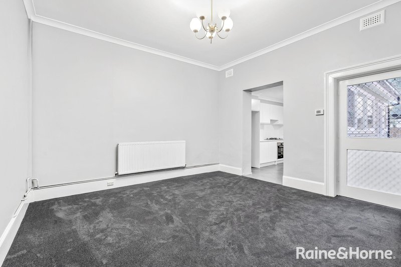 Photo - 184 Sloane Street, Goulburn NSW 2580 - Image 5