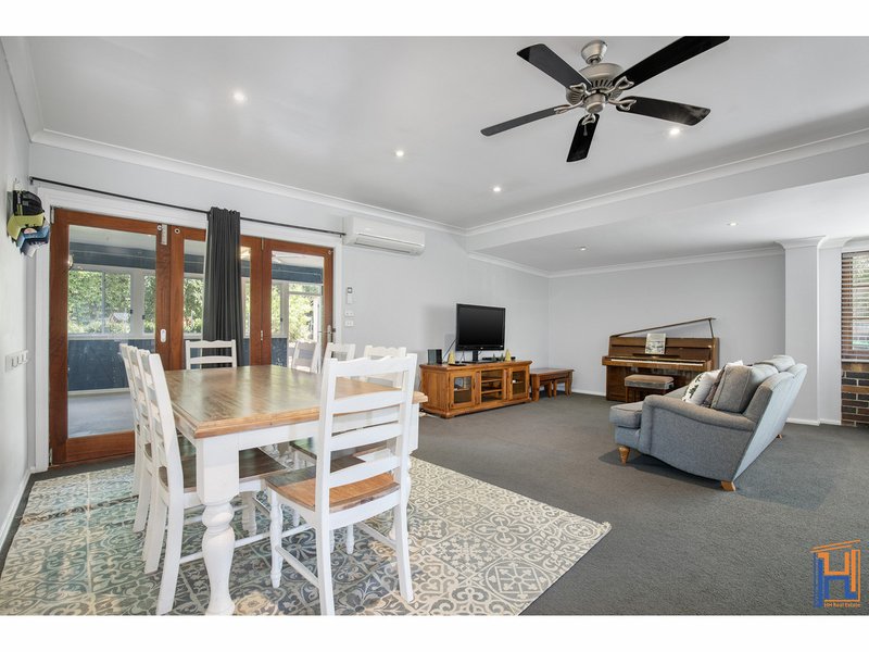 Photo - 184 Taylor Street, Armidale NSW 2350 - Image 3