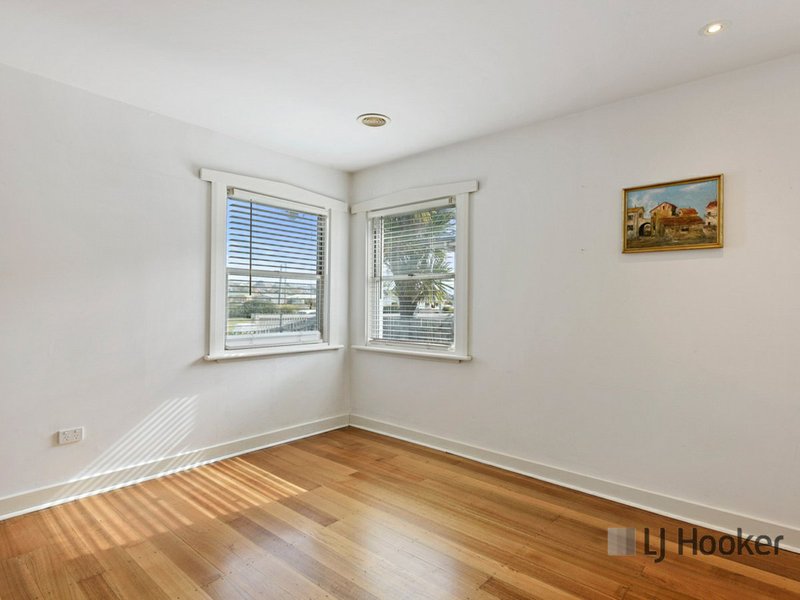 Photo - 184 William Street, Devonport TAS 7310 - Image 7