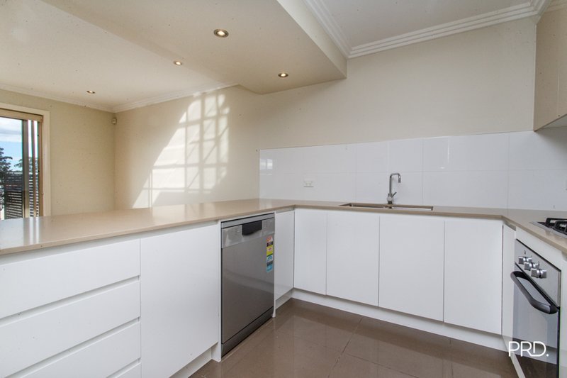 Photo - 18/400 Glenmore Parkway, Glenmore Park NSW 2745 - Image 3