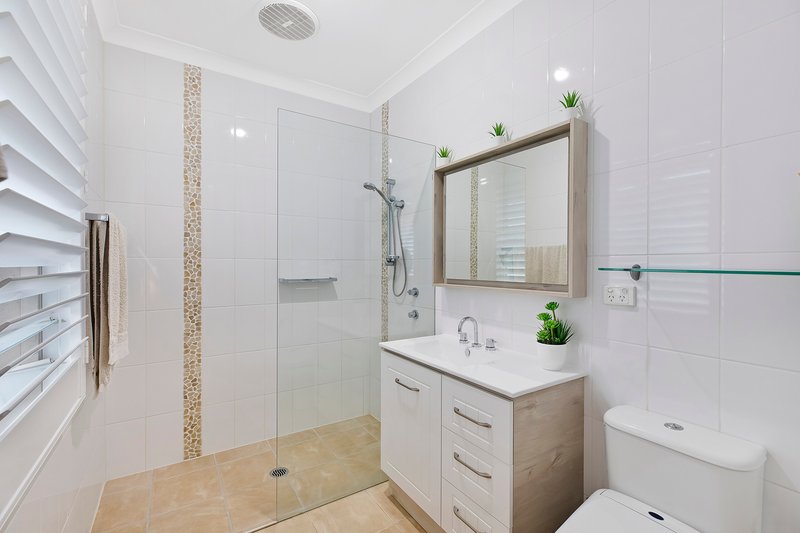 Photo - 18/41-55 Terrigal Drive, Terrigal NSW 2260 - Image 10