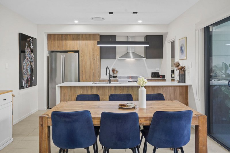 Photo - 18/41 Greensill Road, Albany Creek QLD 4035 - Image 2