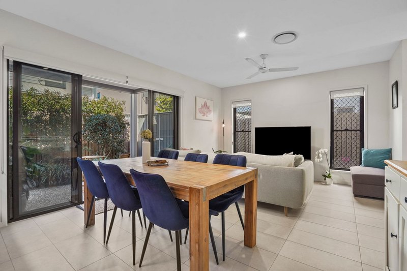 Photo - 18/41 Greensill Road, Albany Creek QLD 4035 - Image 6