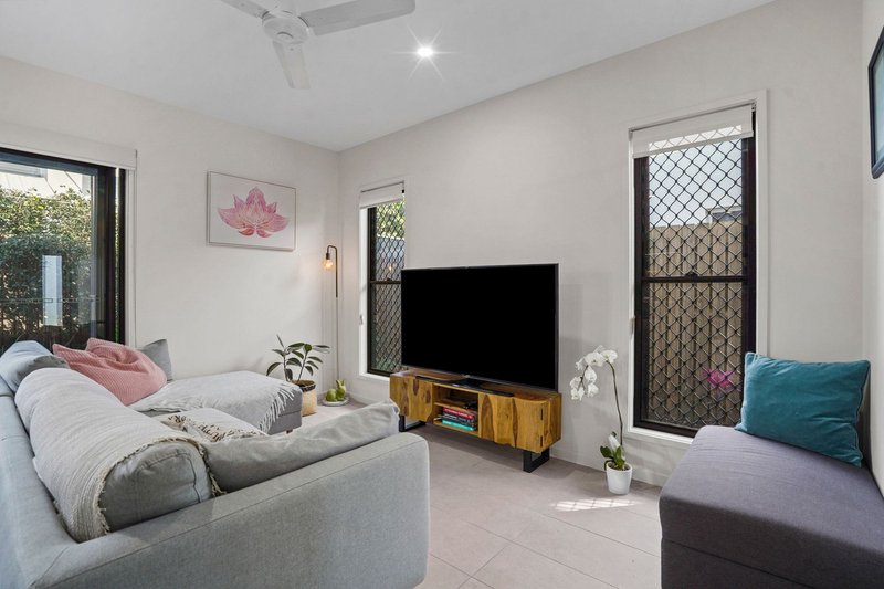 Photo - 18/41 Greensill Road, Albany Creek QLD 4035 - Image 8