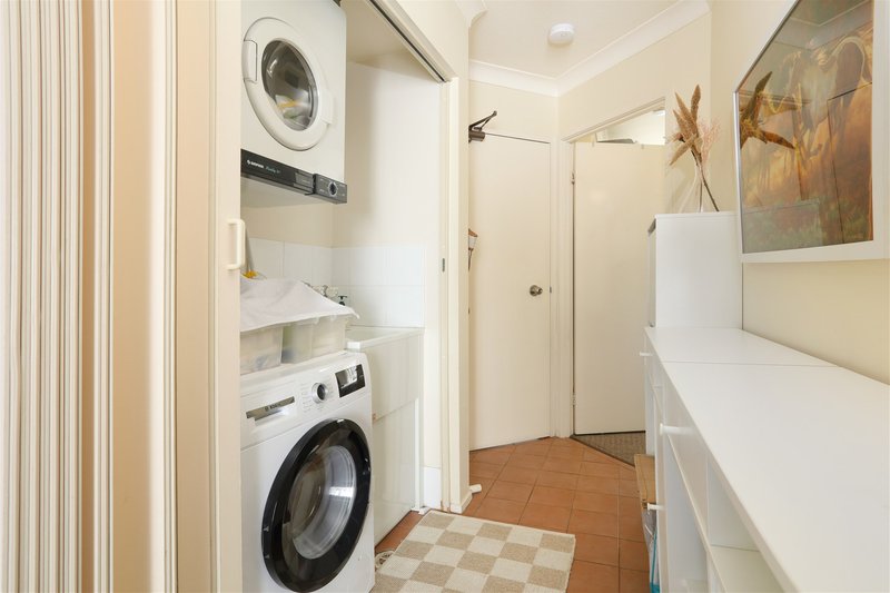Photo - 18/416 Marine Parade, Biggera Waters QLD 4216 - Image 9
