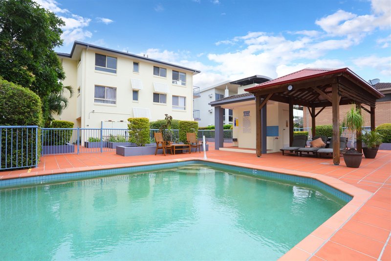 Photo - 18/416 Marine Parade, Biggera Waters QLD 4216 - Image 11
