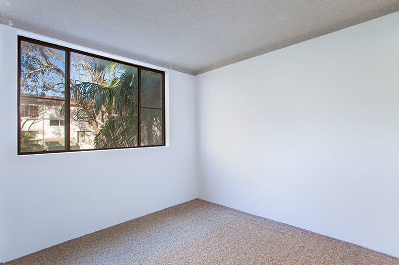 Photo - 18/46-50 The Crescent, Dee Why NSW 2099 - Image 4