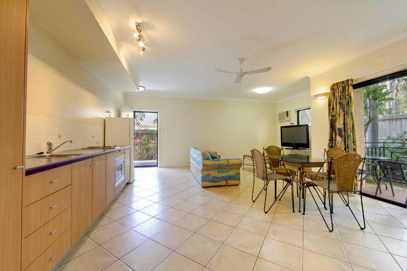 Photo - 18/48-52 Mitchell Street, North Ward QLD 4810 - Image 1