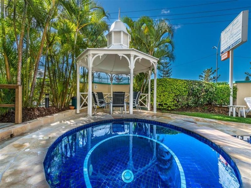 Photo - 18/484-488 Marine Parade, Biggera Waters QLD 4216 - Image 16