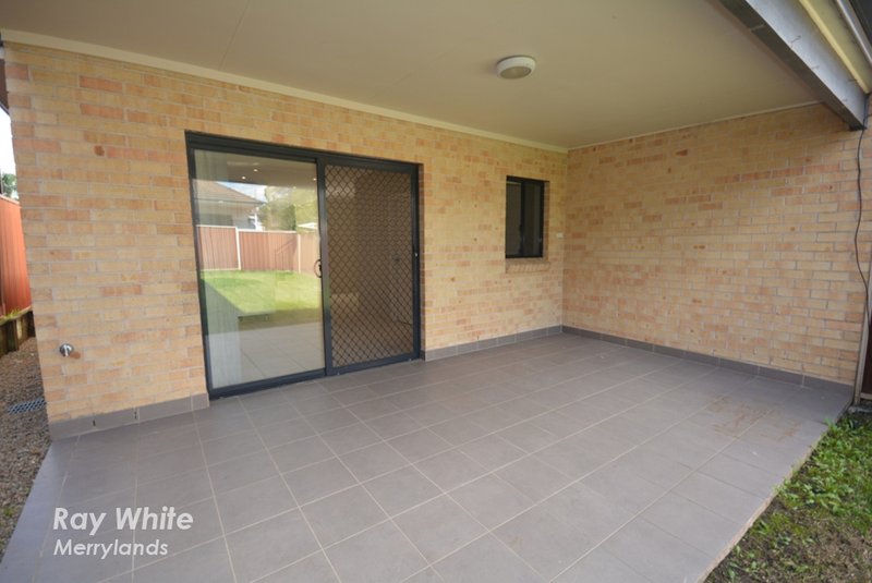 Photo - 184A Hawksview Street, Guildford NSW 2161 - Image 13