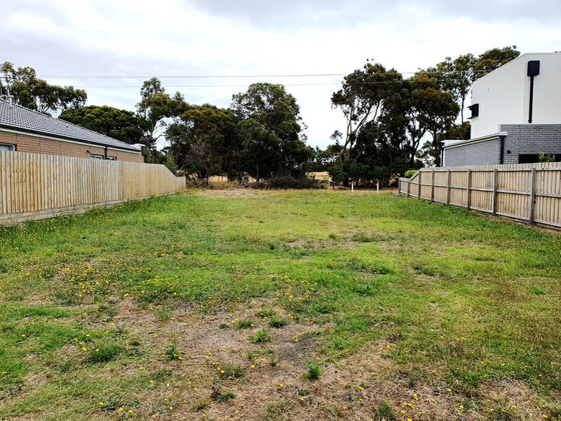 Photo - 185 Bluff Road, St Leonards VIC 3223 - Image 2