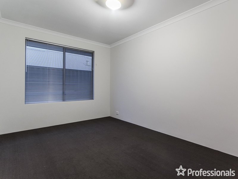 Photo - 185 Clyde Avenue, Baldivis WA 6171 - Image 12