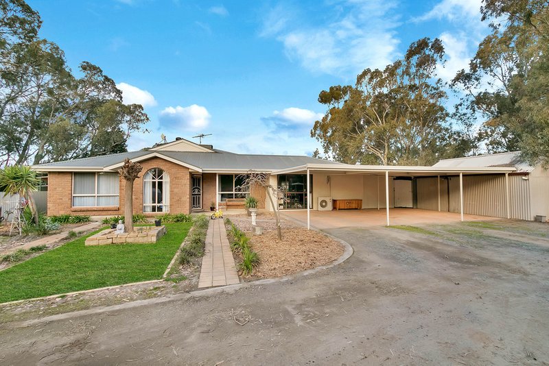 Photo - 185 Cockatoo Lane, Cockatoo Valley SA 5351 - Image 2