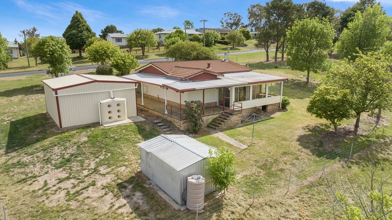 Photo - 185 Hill Street, Walcha NSW 2354 - Image 2