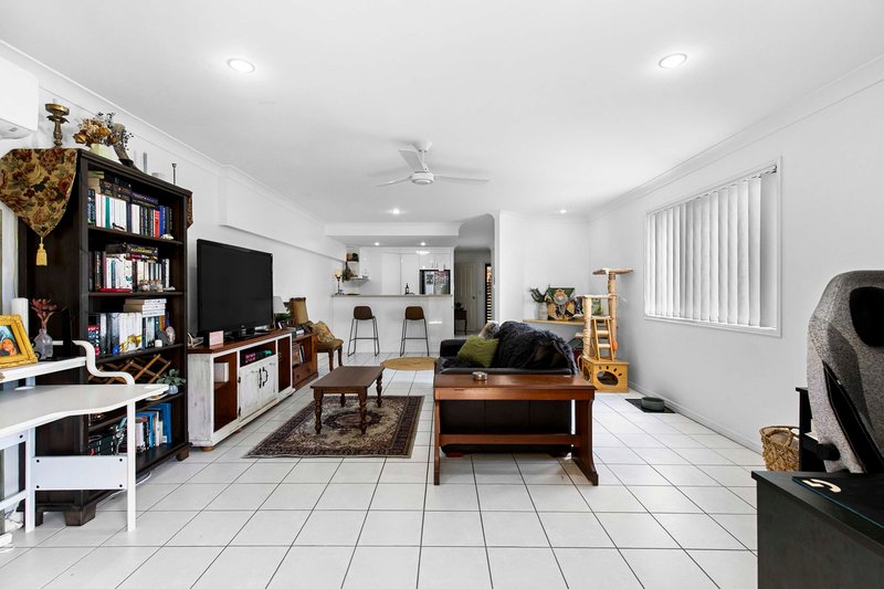 Photo - 1/85 Ibis Boulevard, Eli Waters QLD 4655 - Image 3