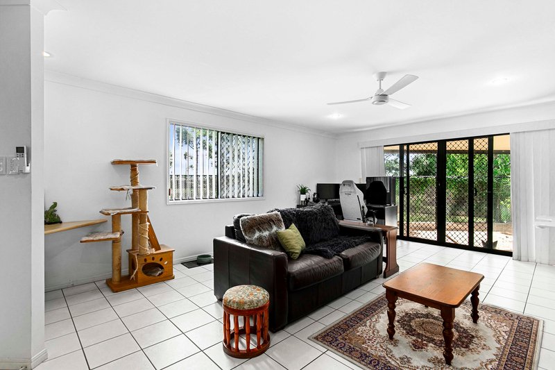Photo - 1/85 Ibis Boulevard, Eli Waters QLD 4655 - Image 4