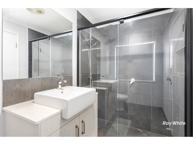 Photo - 1/85 Monaco Drive, Zilzie QLD 4710 - Image 6