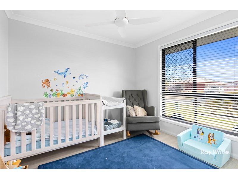 Photo - 1/85 Monaco Drive, Zilzie QLD 4710 - Image 11