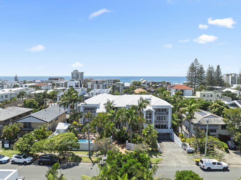 Photo - 1/85 Petrel Avenue, Mermaid Beach QLD 4218 - Image 23