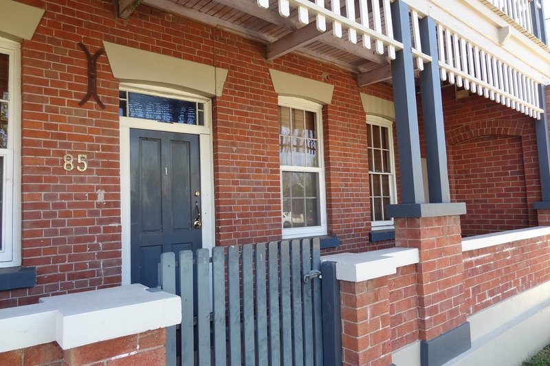 Photo - 1/85 Piper Street, Bathurst NSW 2795 - Image 1