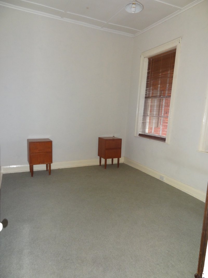 Photo - 1/85 Piper Street, Bathurst NSW 2795 - Image 3