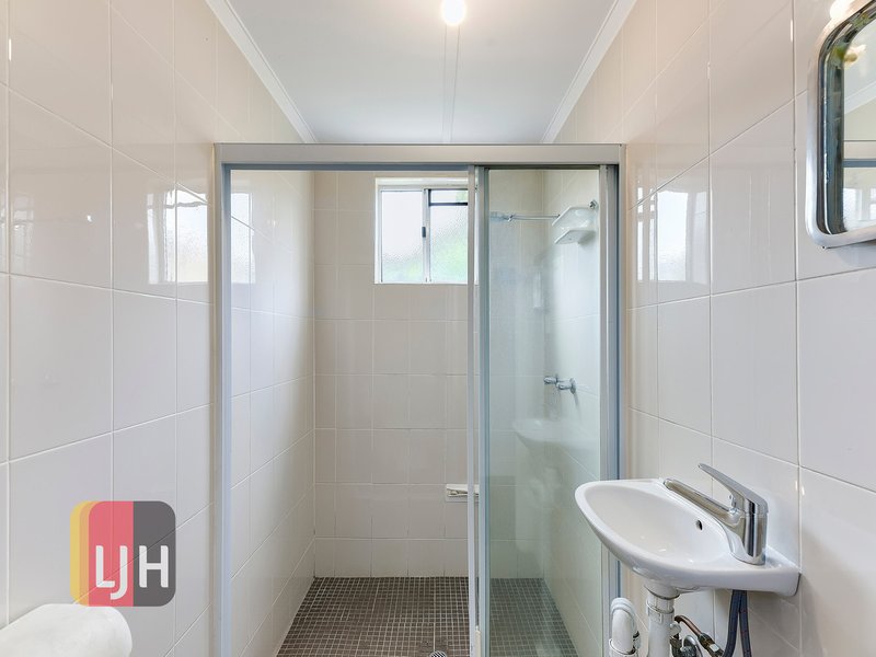 Photo - 1/85 Stewart Road, Ashgrove QLD 4060 - Image 7